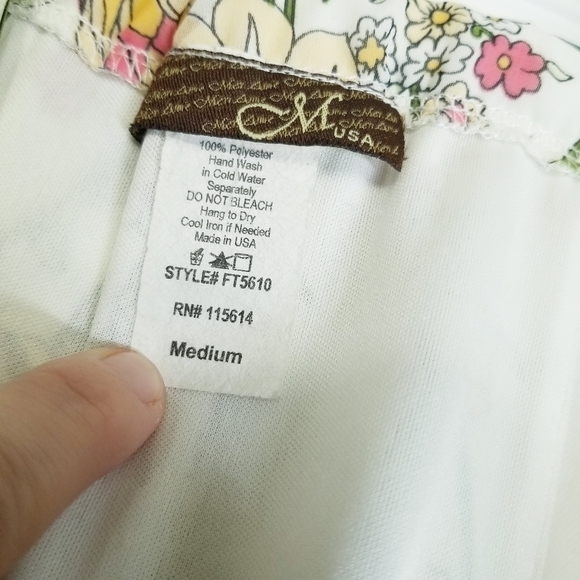 Gorgeous Mon Ami USA Long Floral Dress Medium halter like neck deep v neck maxi - Picture 2 of 16